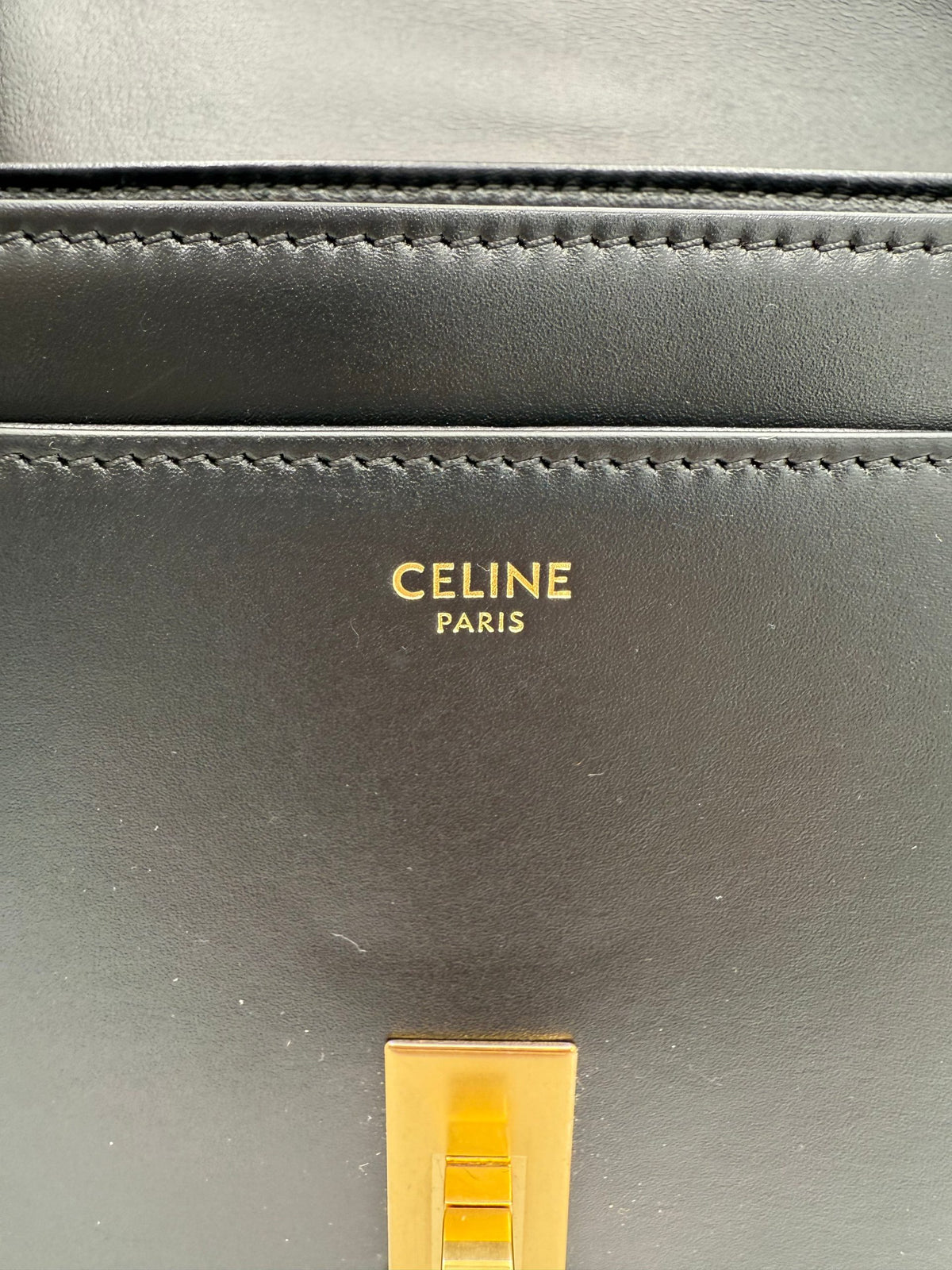 Celine CELINE Sac 16 Besace Black Large Bag