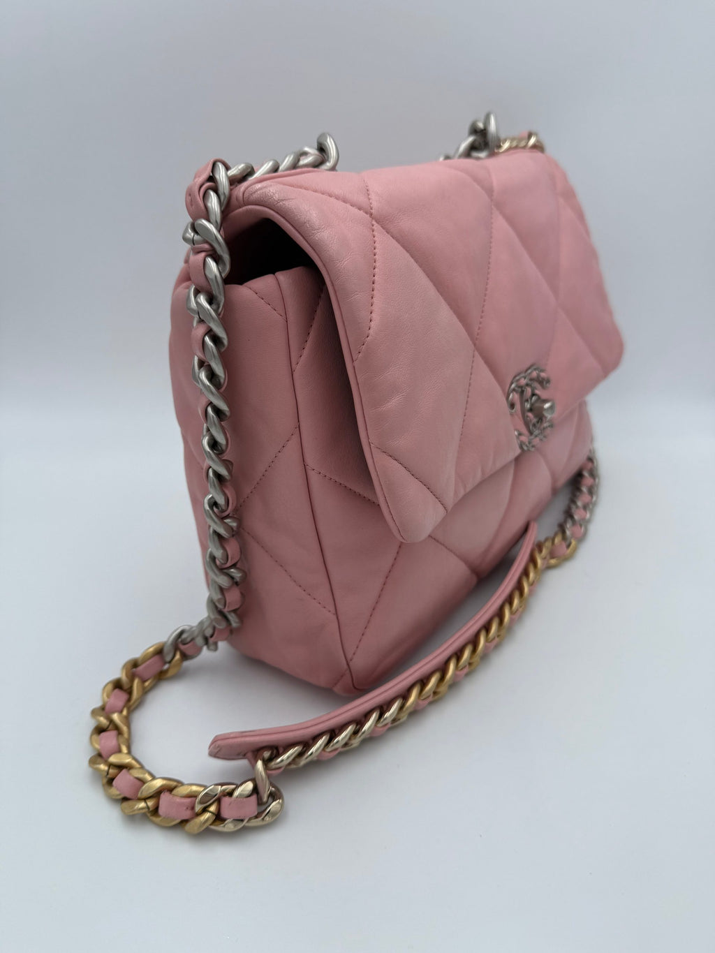 Chanel CHANEL 19 Medium Pink Handbag