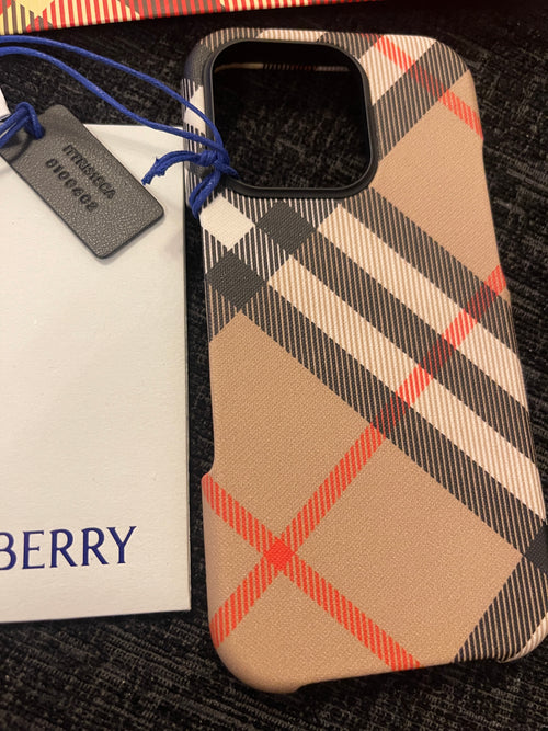 Burberry IPhone 16 Pro case