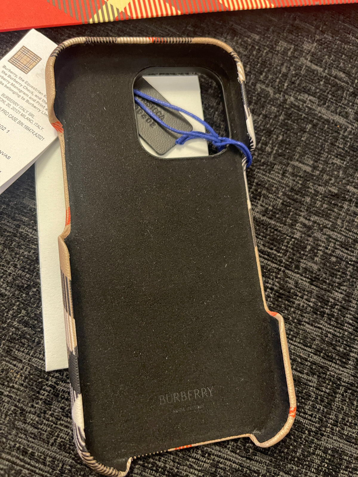 Burberry IPhone 16 Pro case
