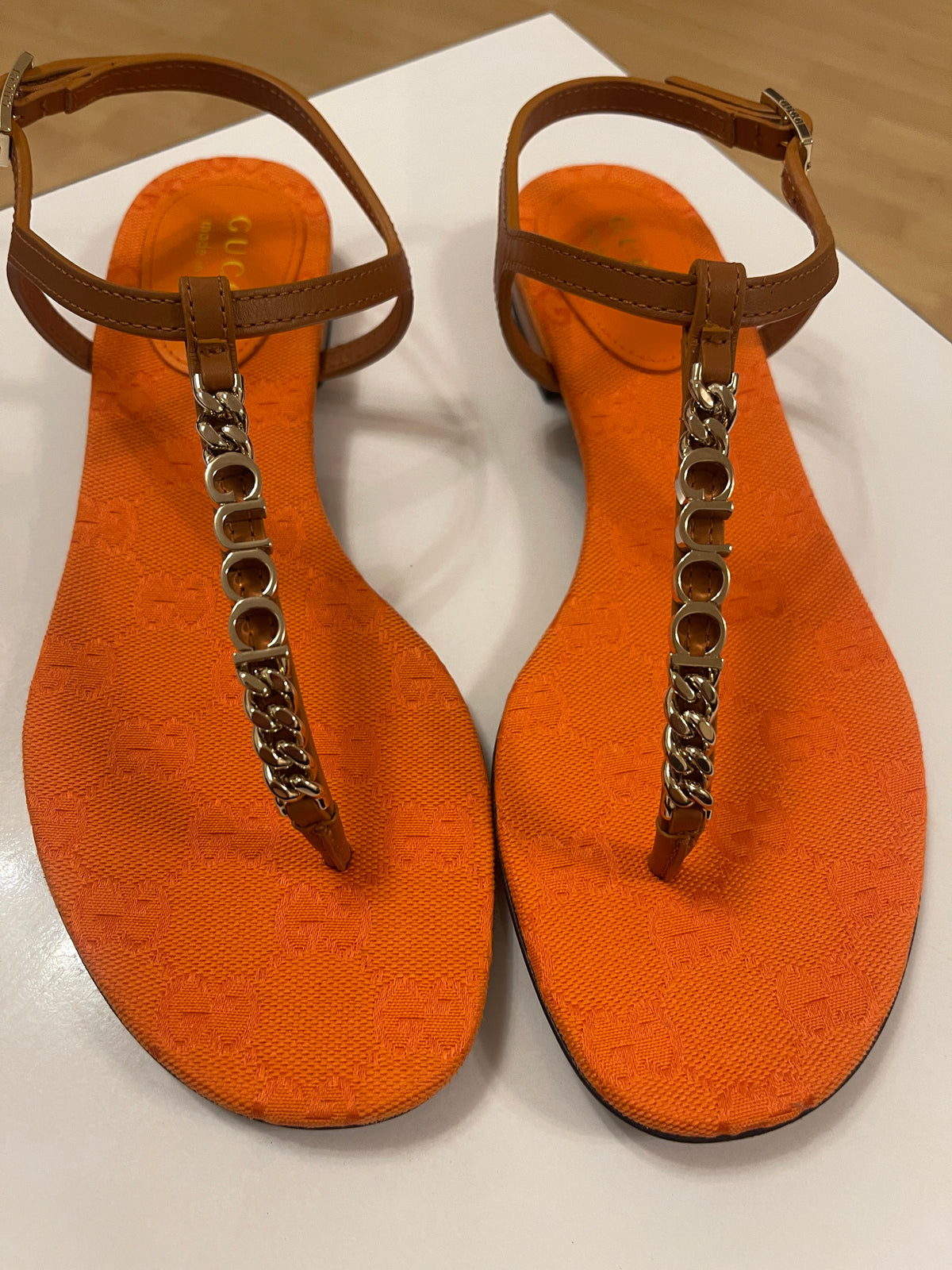 Gucci Chain Leather Sandals