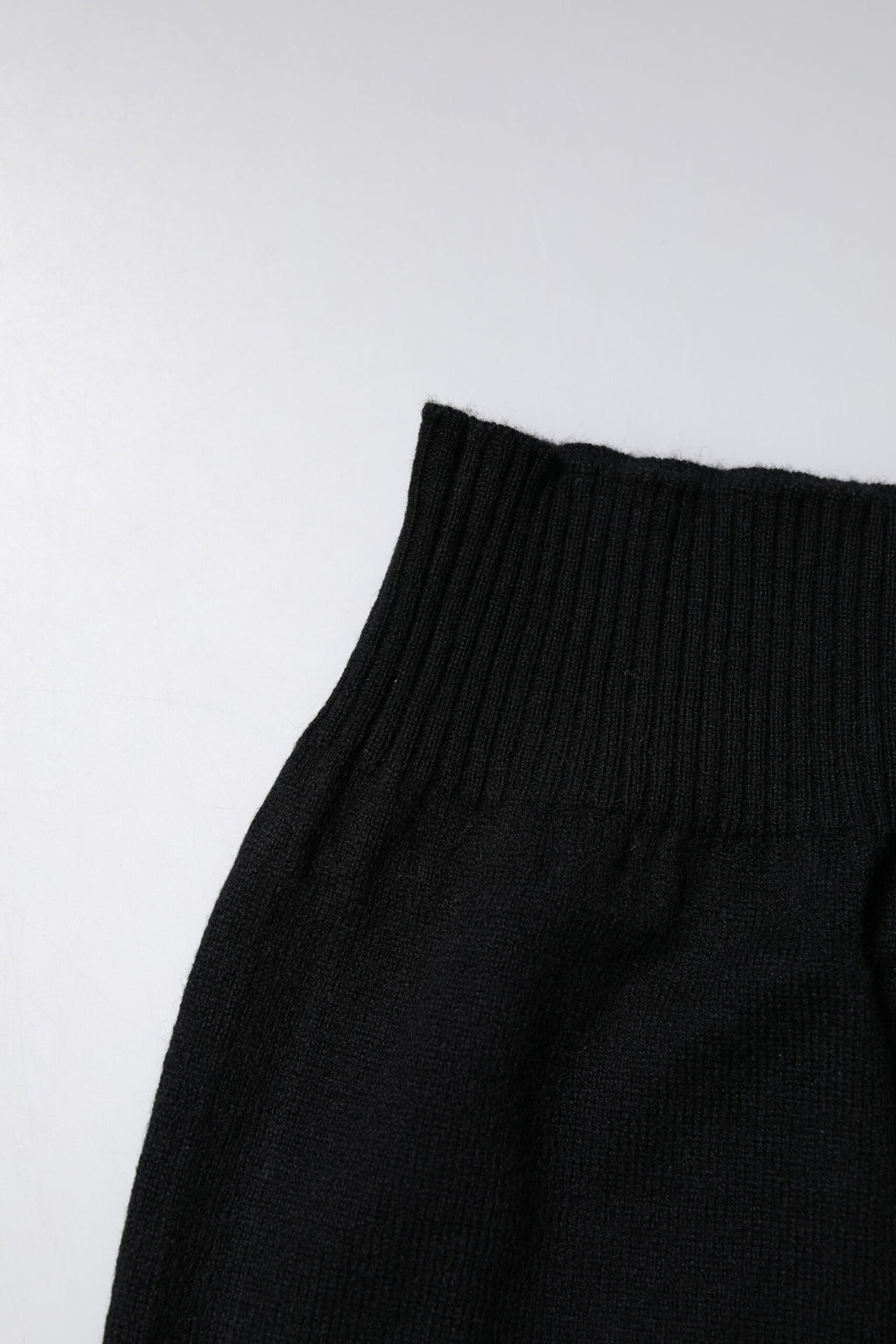 Dolce & Gabbana Black Cashmere Knitted Neck Warmer Foulard Scarf