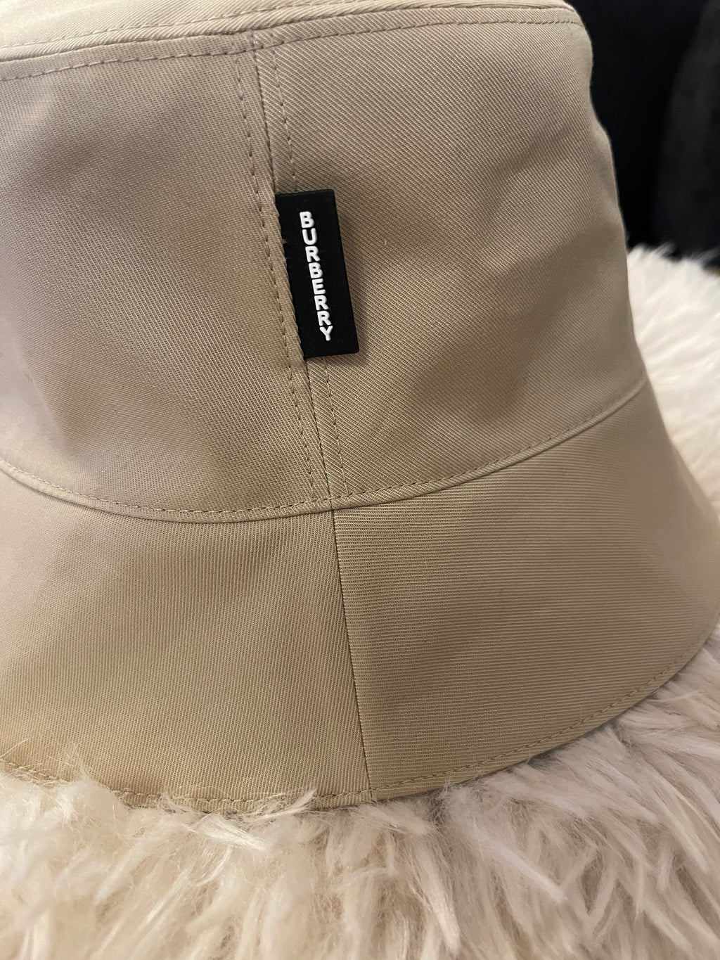 Burberry Reversible bucket hat