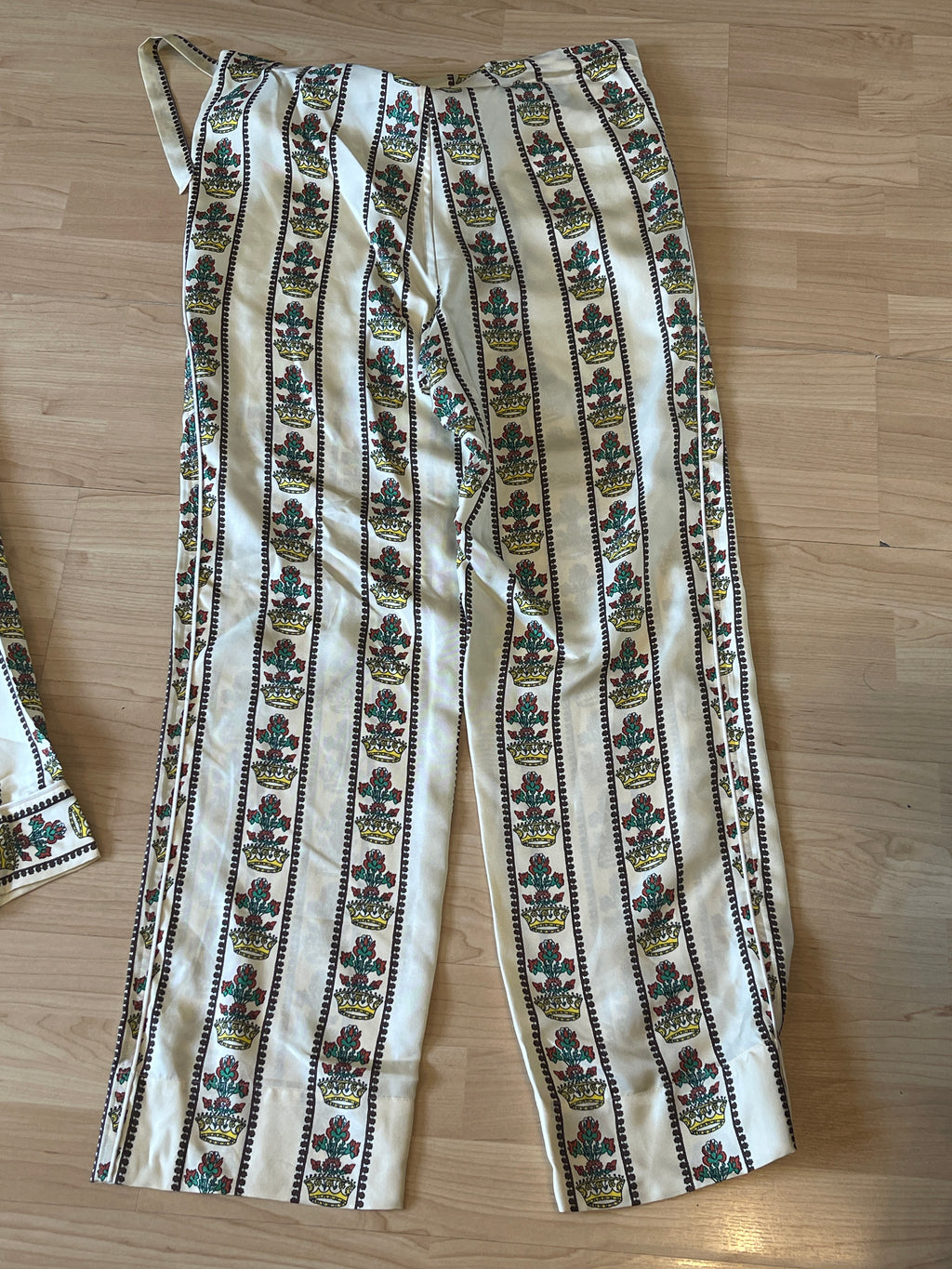 Gucci Two-Piece Silk Trouser Set