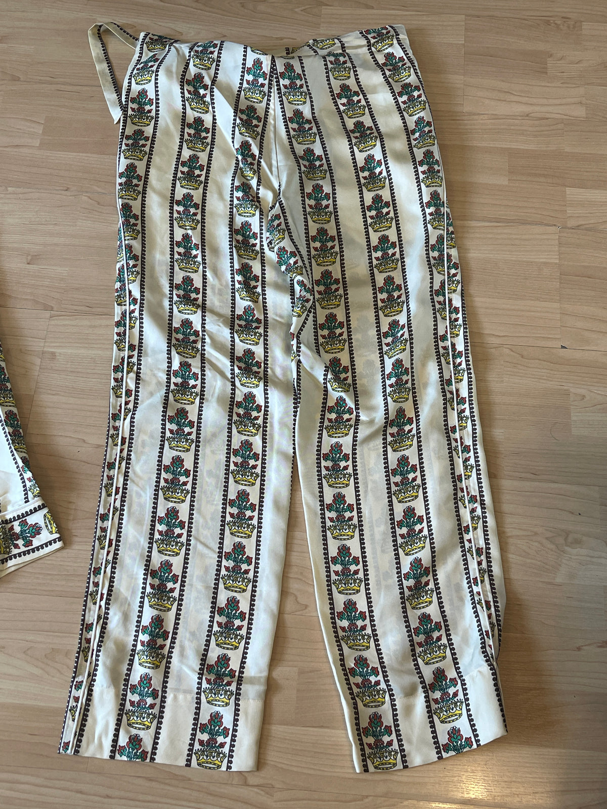 Gucci Two-Piece Silk Trouser Set