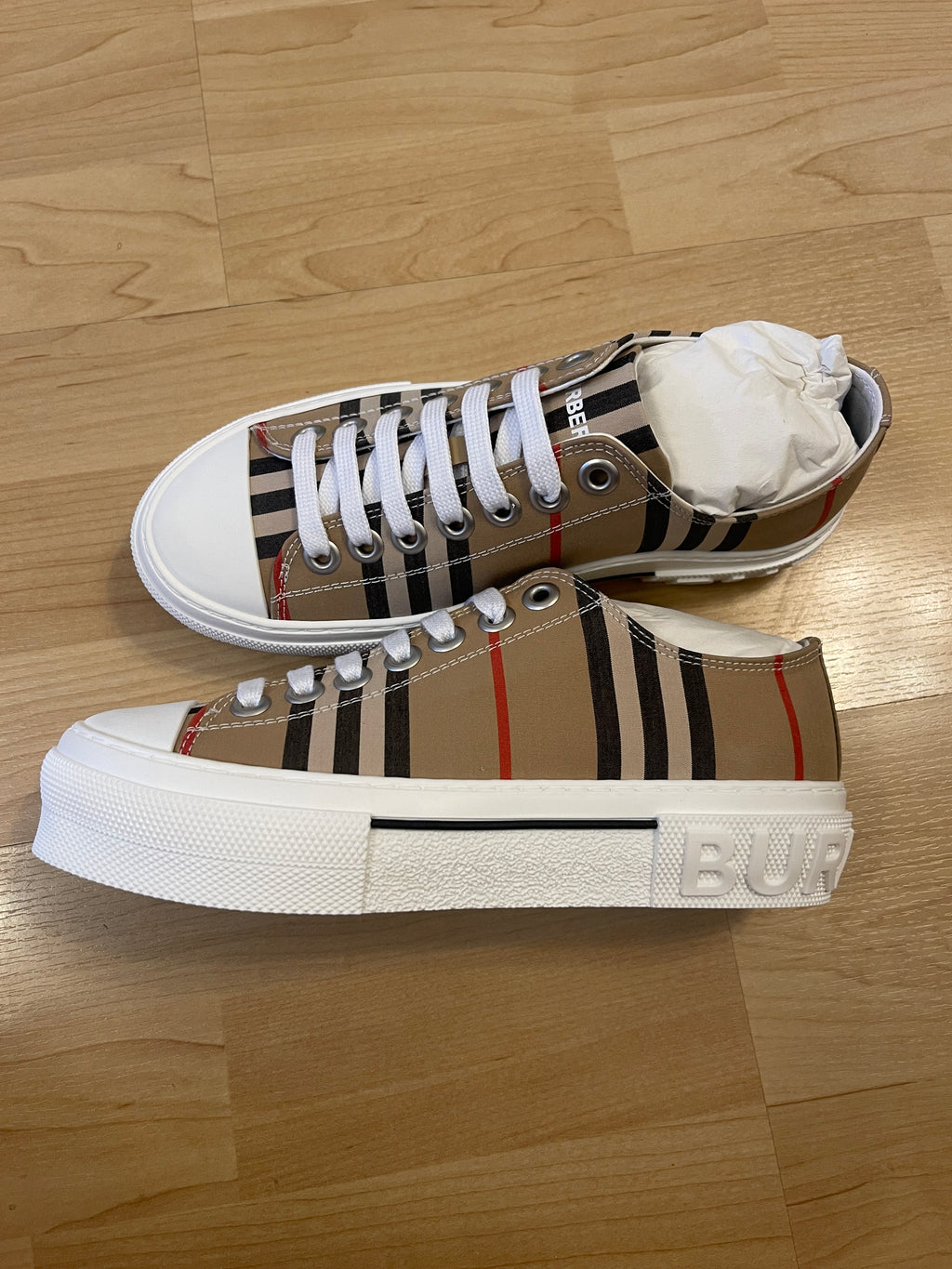 Burberry Sneakers