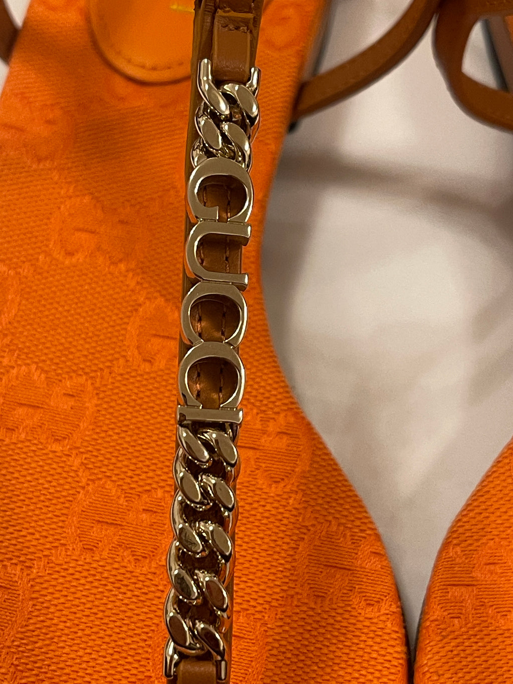 Gucci Chain Leather Sandals