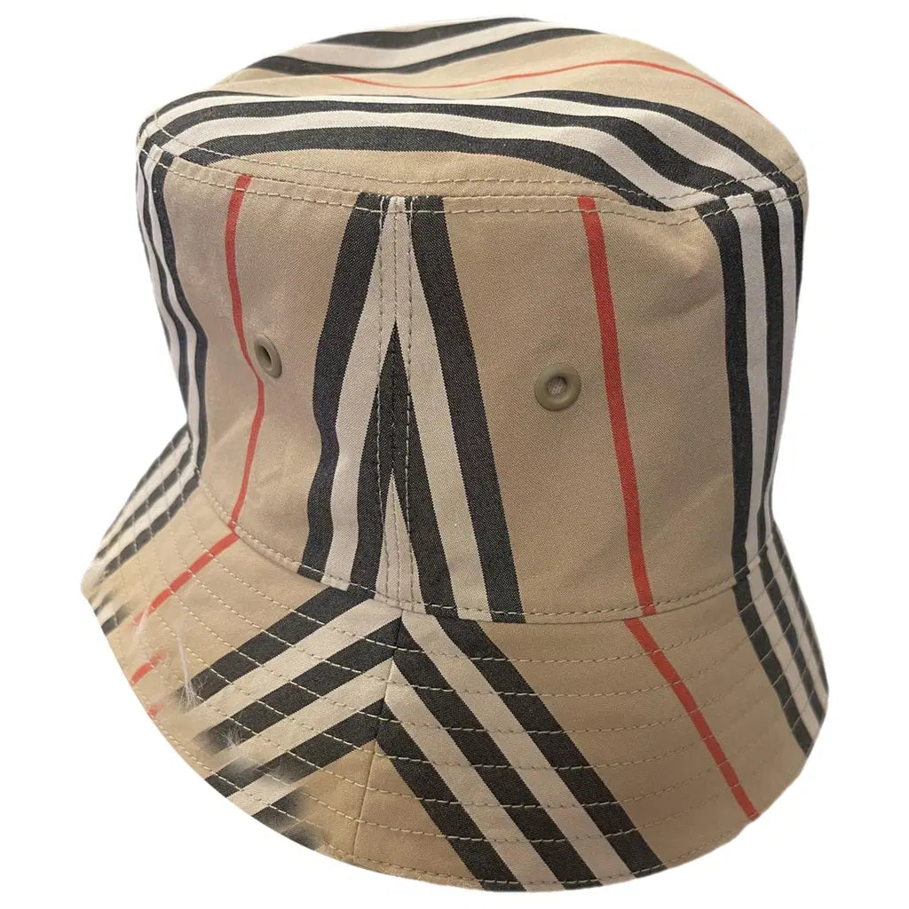 Burberry Reversible bucket hat